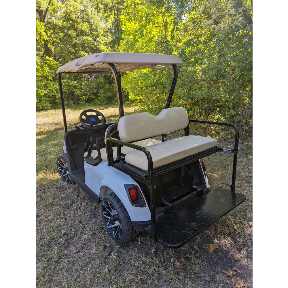 2018 E-ZS-GO RXV ELITE - Bright White Kryptex Golf Carts