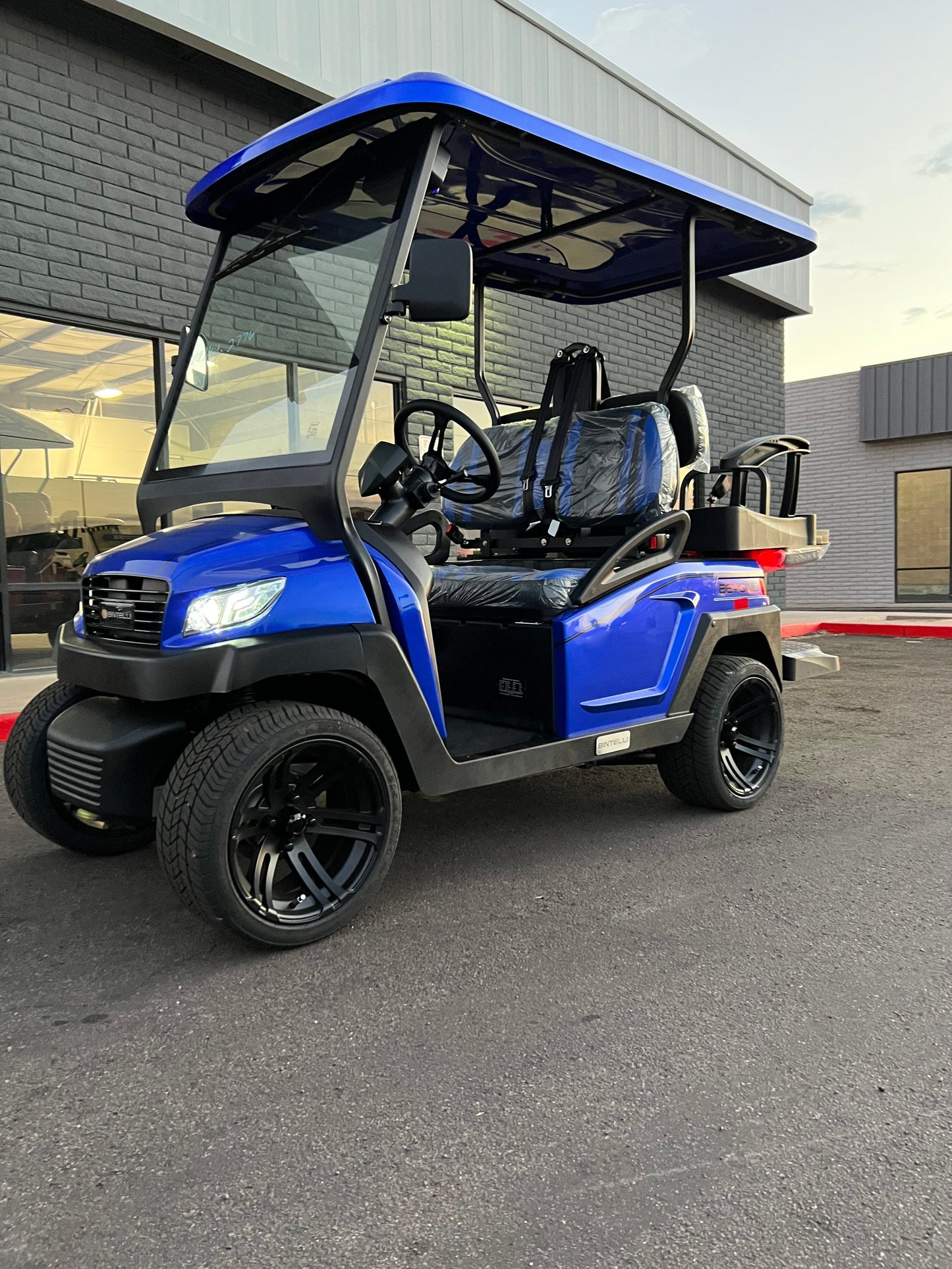 2024 Bintelli Beyond 4 Passenger Golf Cart in Hydro Blue w/ New 105AH Lithium Battery