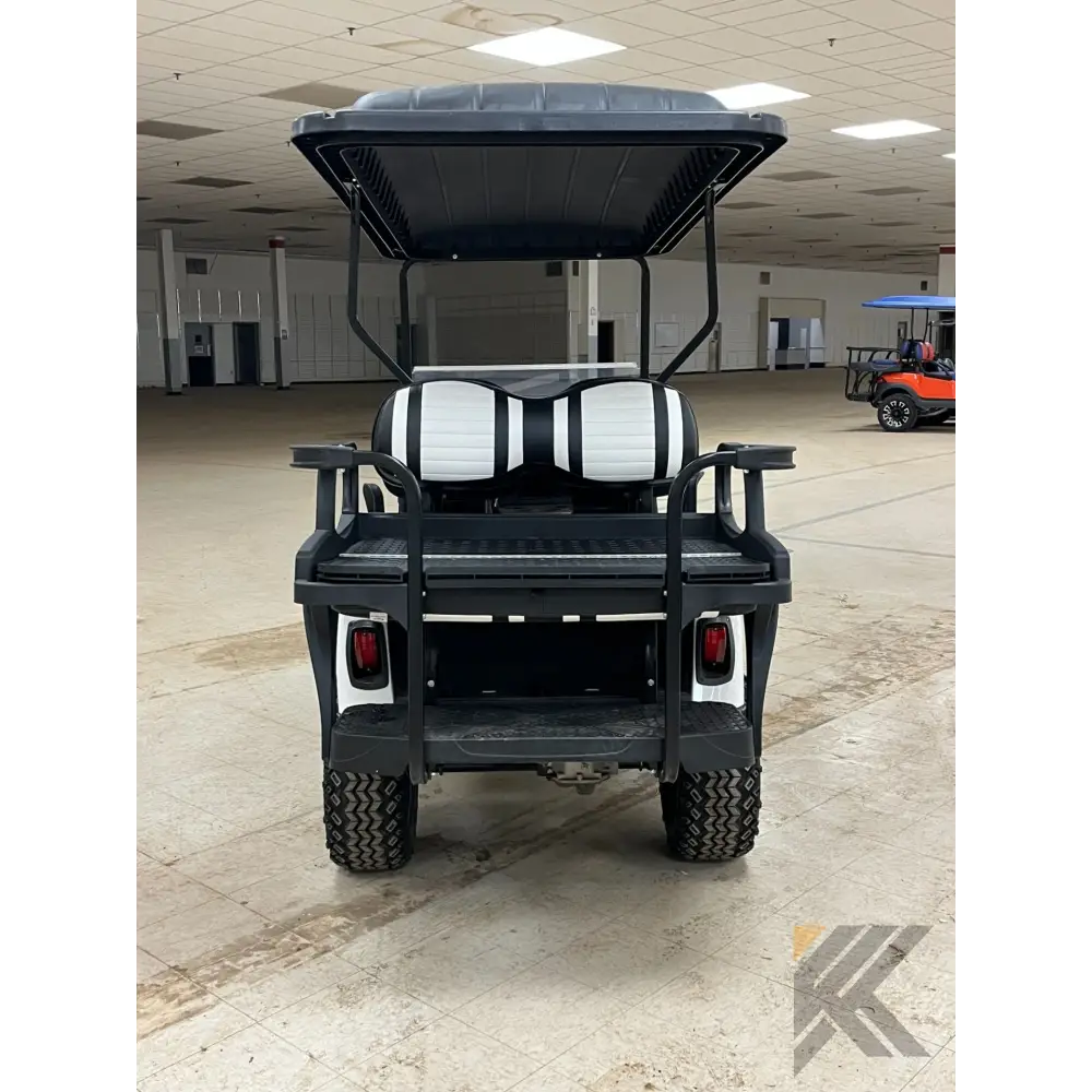 2017 E-z-go Rxv Electric Kryptex Golf Carts
