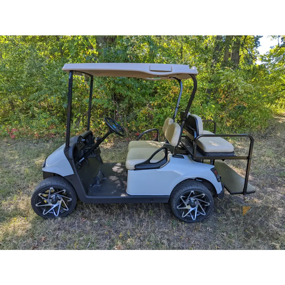 2018 E-ZS-GO RXV ELITE - Bright White Kryptex Golf Carts