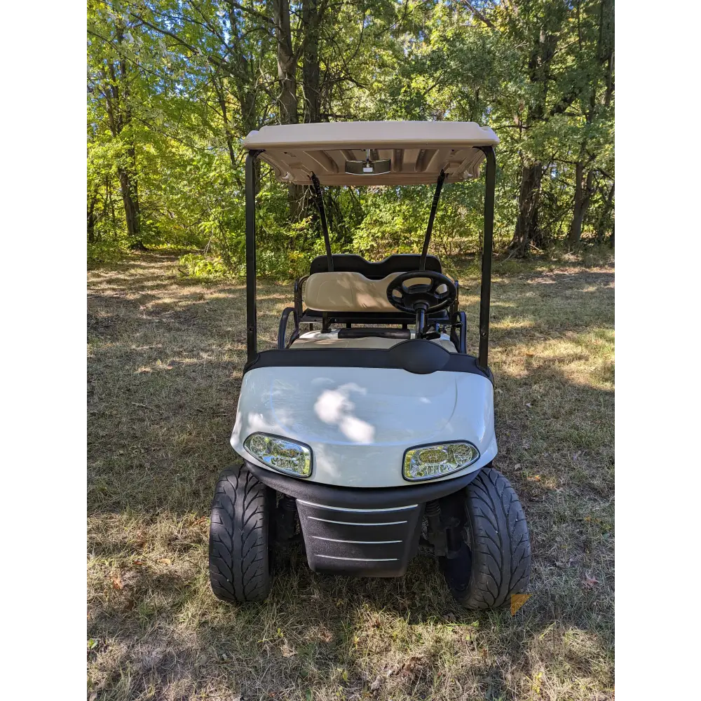 2018 E-ZS-GO RXV ELITE - Bright White Kryptex Golf Carts
