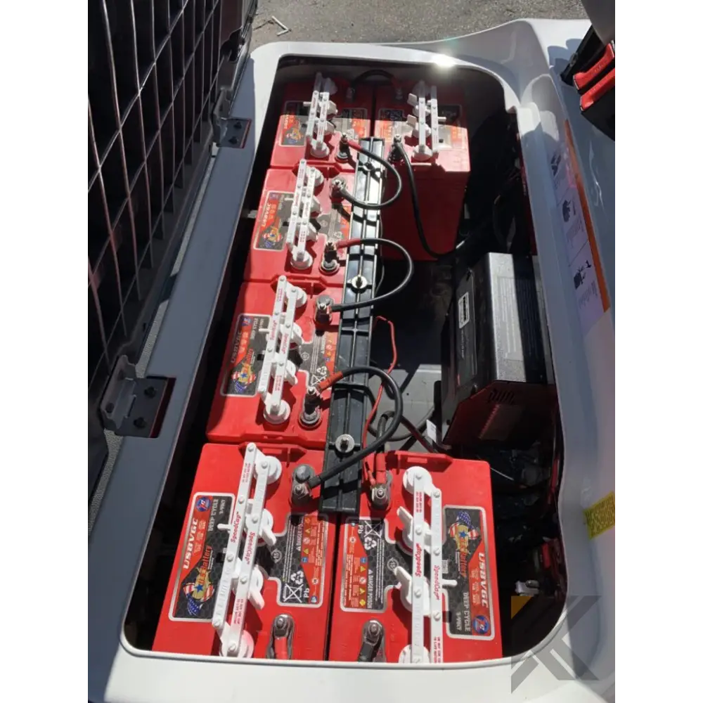 2023 Electric Advanced EV 4L - White Kryptex Golf Carts