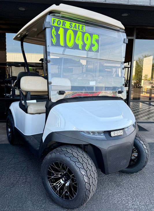 2024 E-Z-GO RXV Elite 4 Passenger Golf Cart w/ Lithium Battery