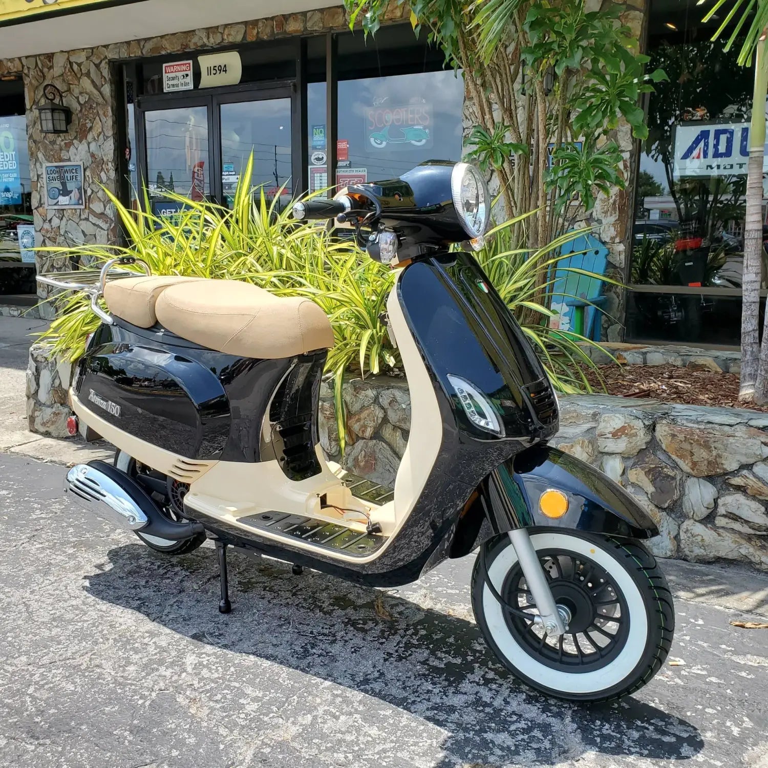 Amigo Avenza 150cc Scooter Fully Assembled