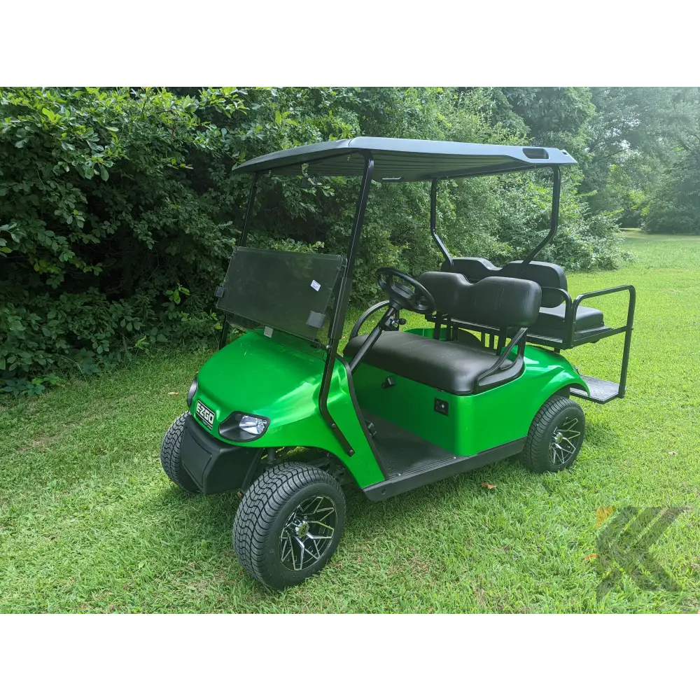 E-Z-GO TXT - Green Kryptex Golf Carts