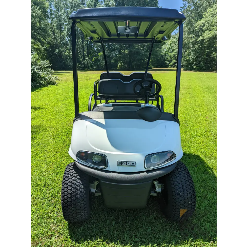 E-Z-GO Valor Bright White Kryptex Golf Carts
