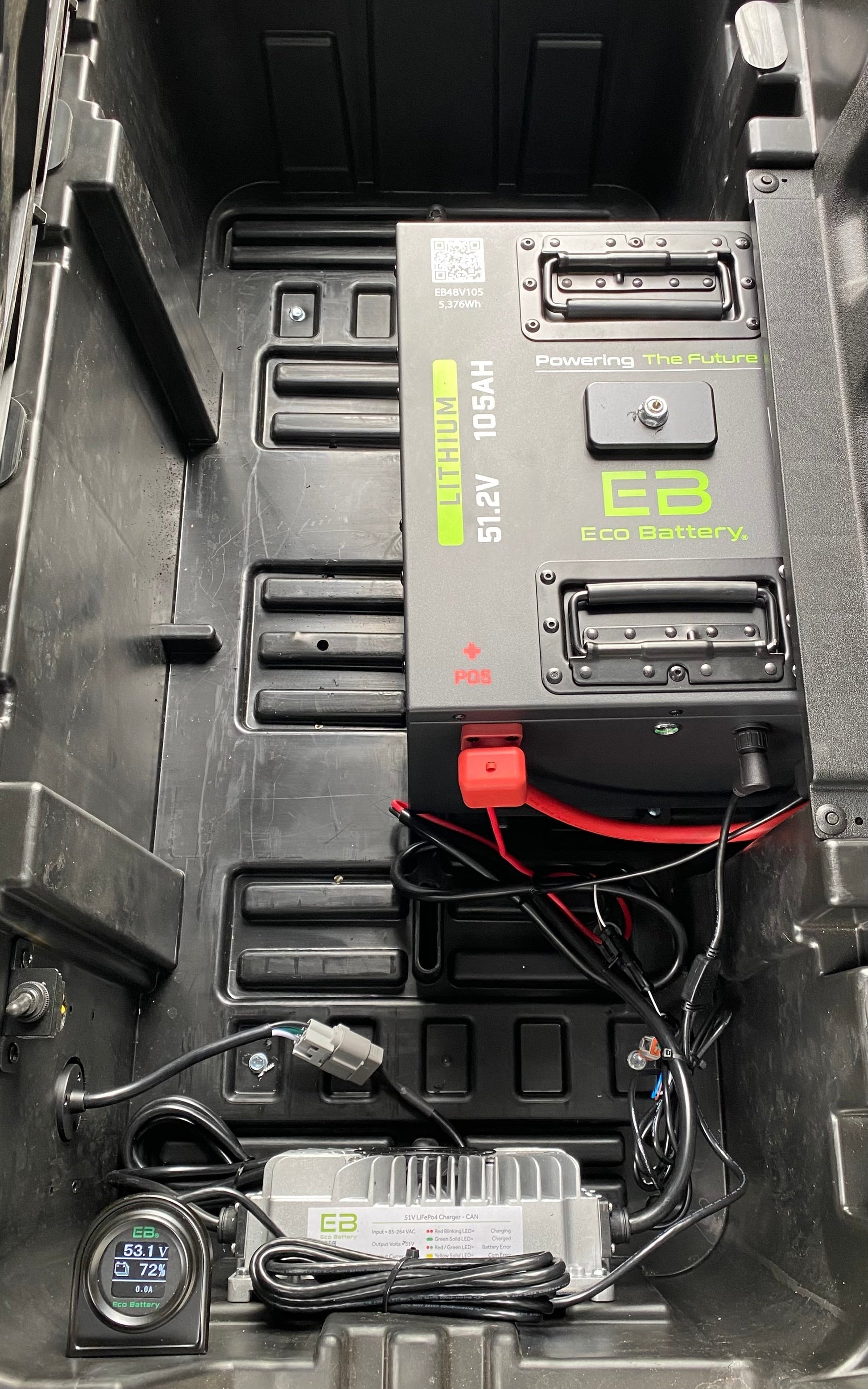 2025 Bintelli Beyond LITE 4 Passenger Golf Cart in Titanium w/ New 105ah Lithium Battery