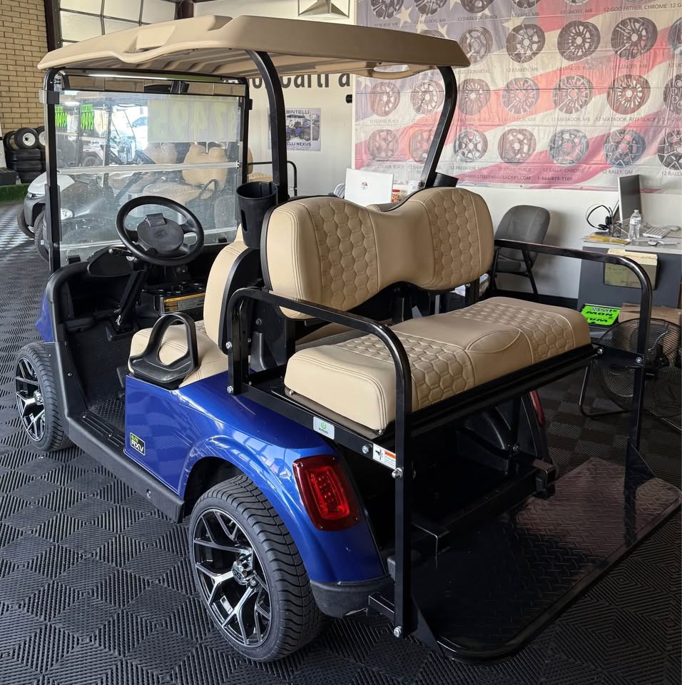 2020 EZGO RXV 4 Passenger Golf Cart w/ Lithium Battery
