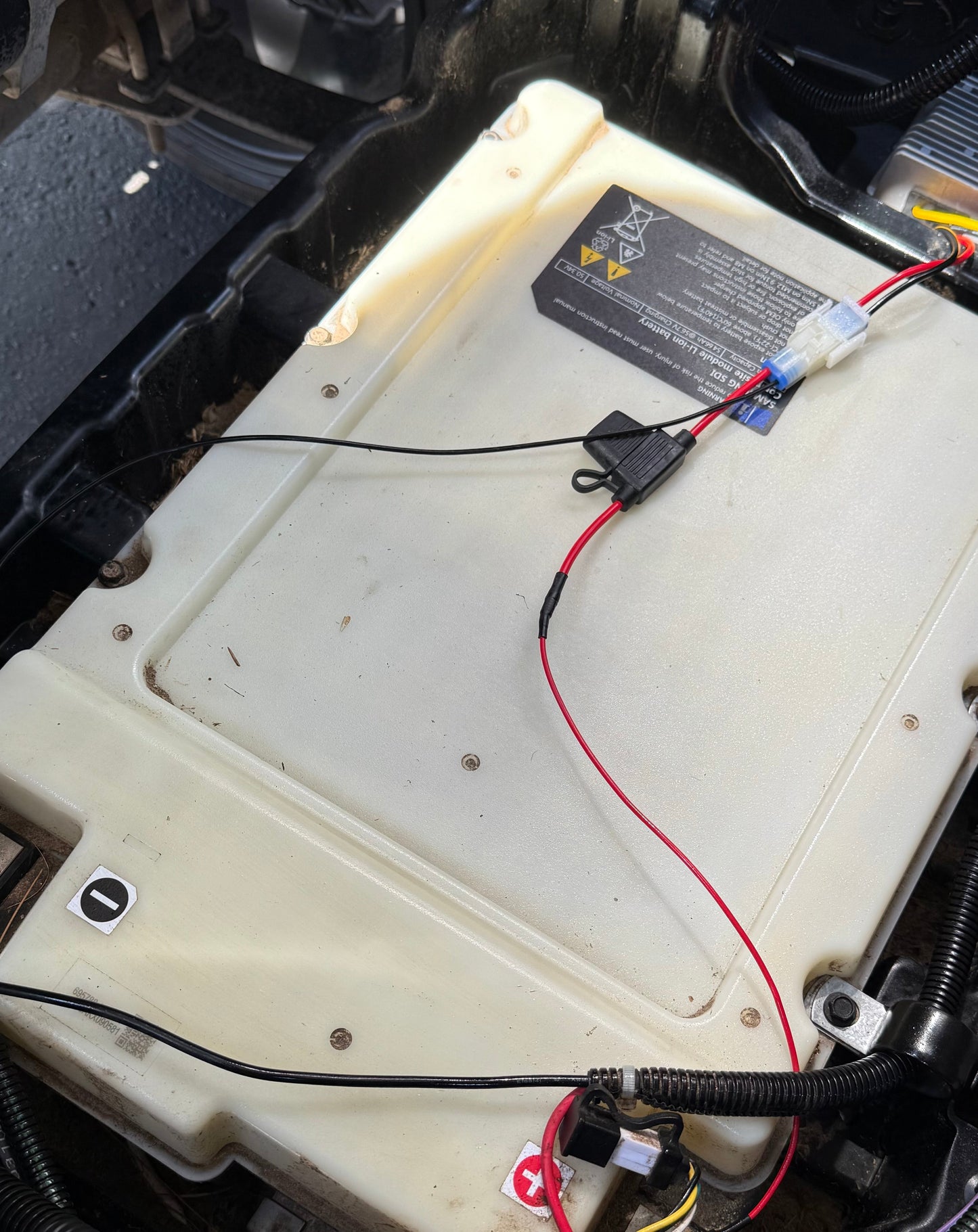 2021 EZGO RXV 2 Passenger Golf Cart w/ Gen2 Samsung Lithium Battery