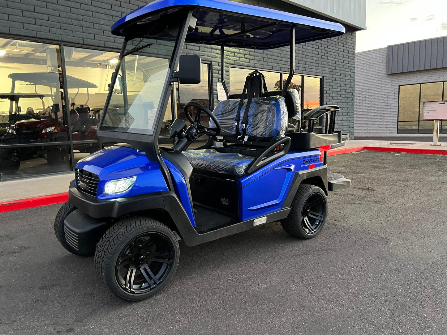 2024 Bintelli Beyond 4 Passenger Golf Cart in Hydro Blue w/ New 105AH Lithium Battery