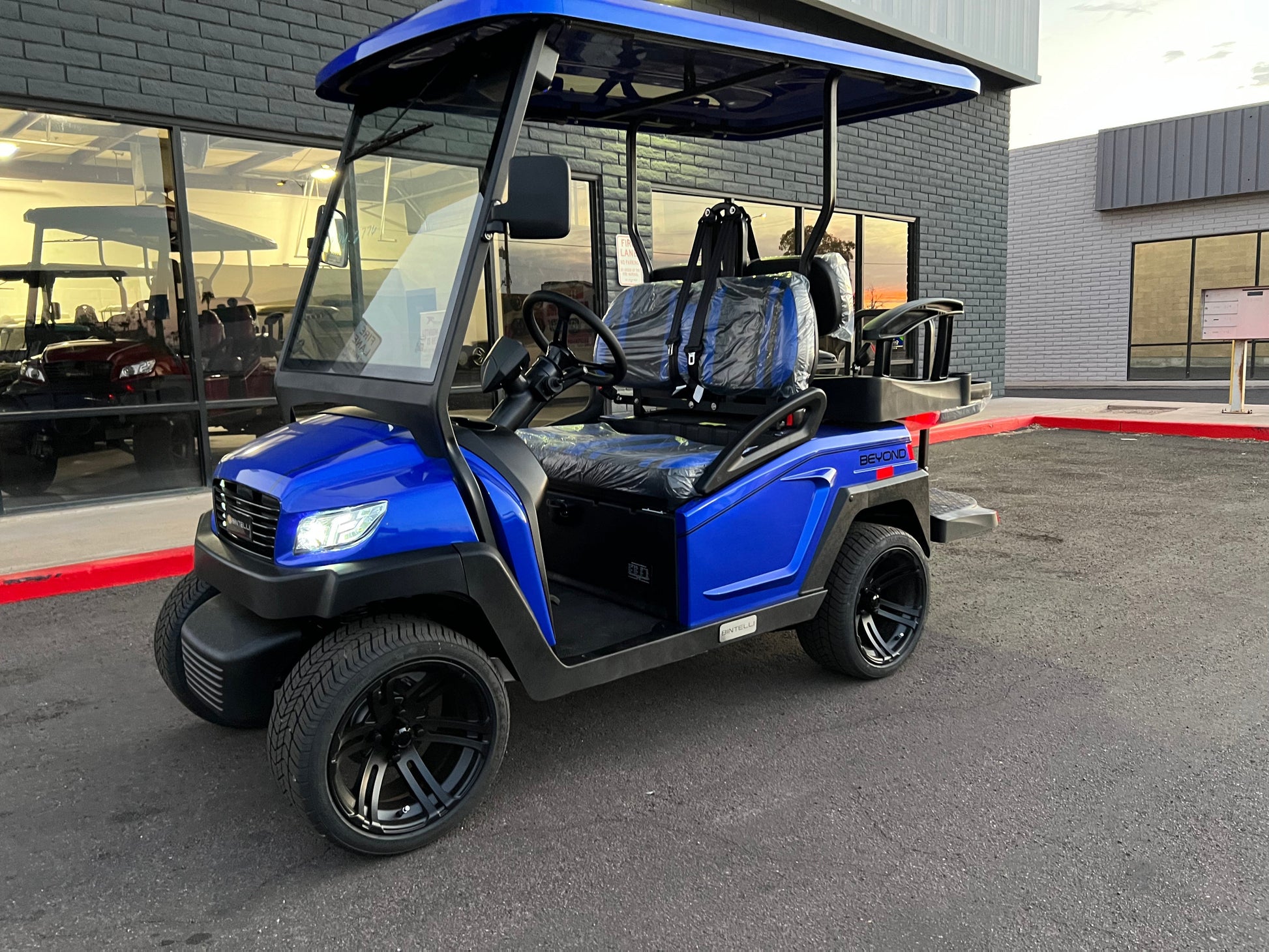 2024 Bintelli Beyond 4 Passenger Golf Cart in Hydro Blue w/ New 105AH Lithium Battery