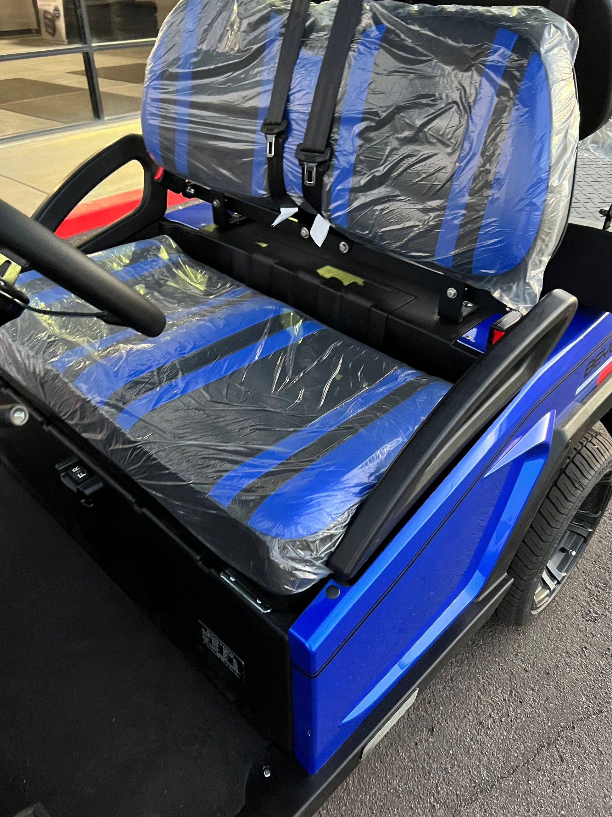 2024 Bintelli Beyond 4 Passenger Golf Cart in Hydro Blue w/ New 105AH Lithium Battery