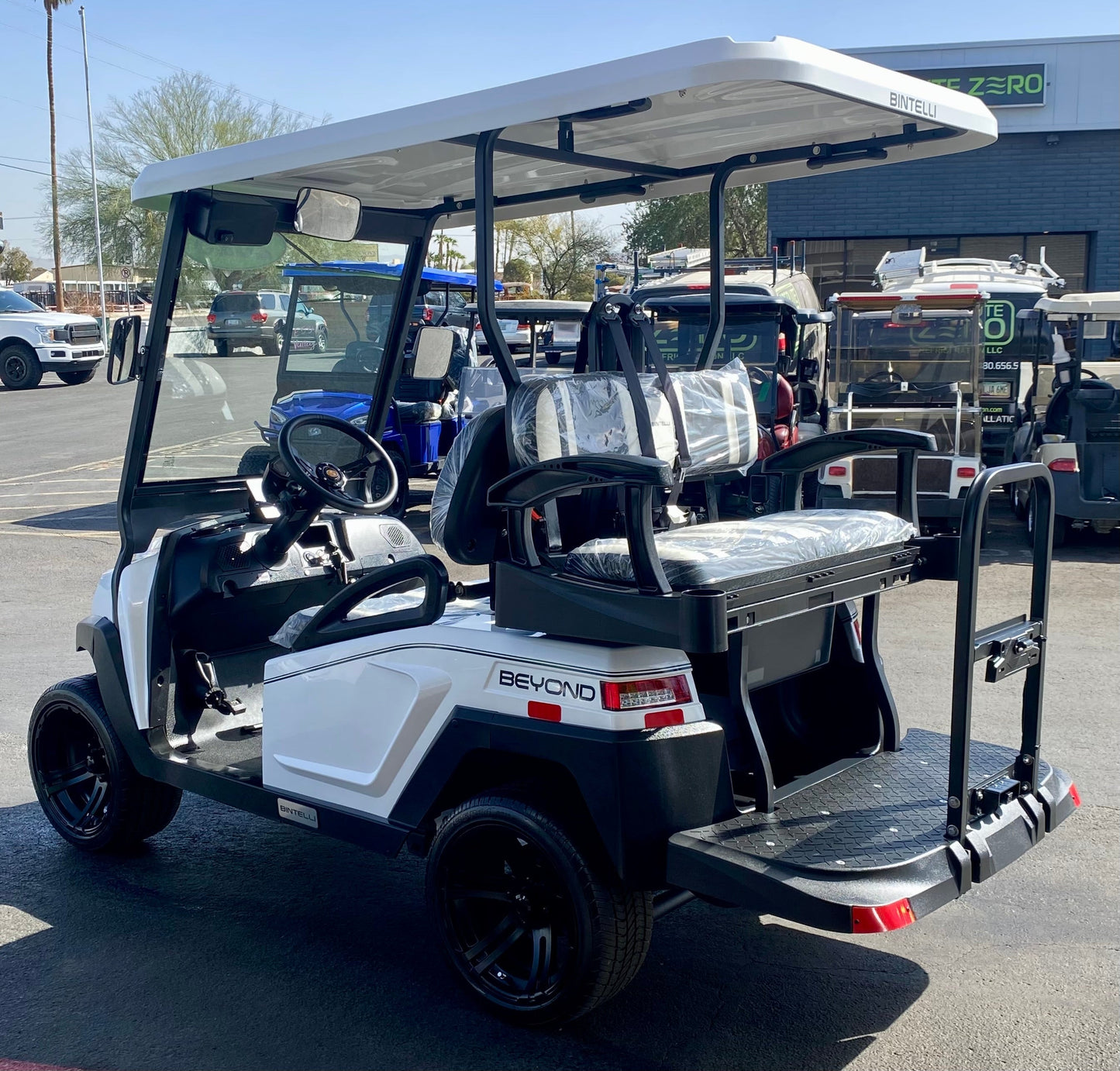 2025 Bintelli Beyond LITE 4 Passenger Golf Cart in White w/ New 105AH Lithium Battery