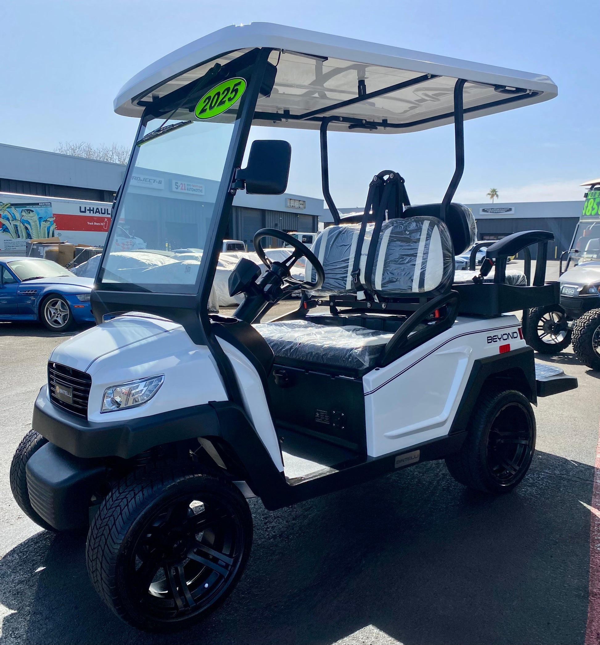2025 Bintelli Beyond LITE 4 Passenger Golf Cart in White w/ New 105AH Lithium Battery